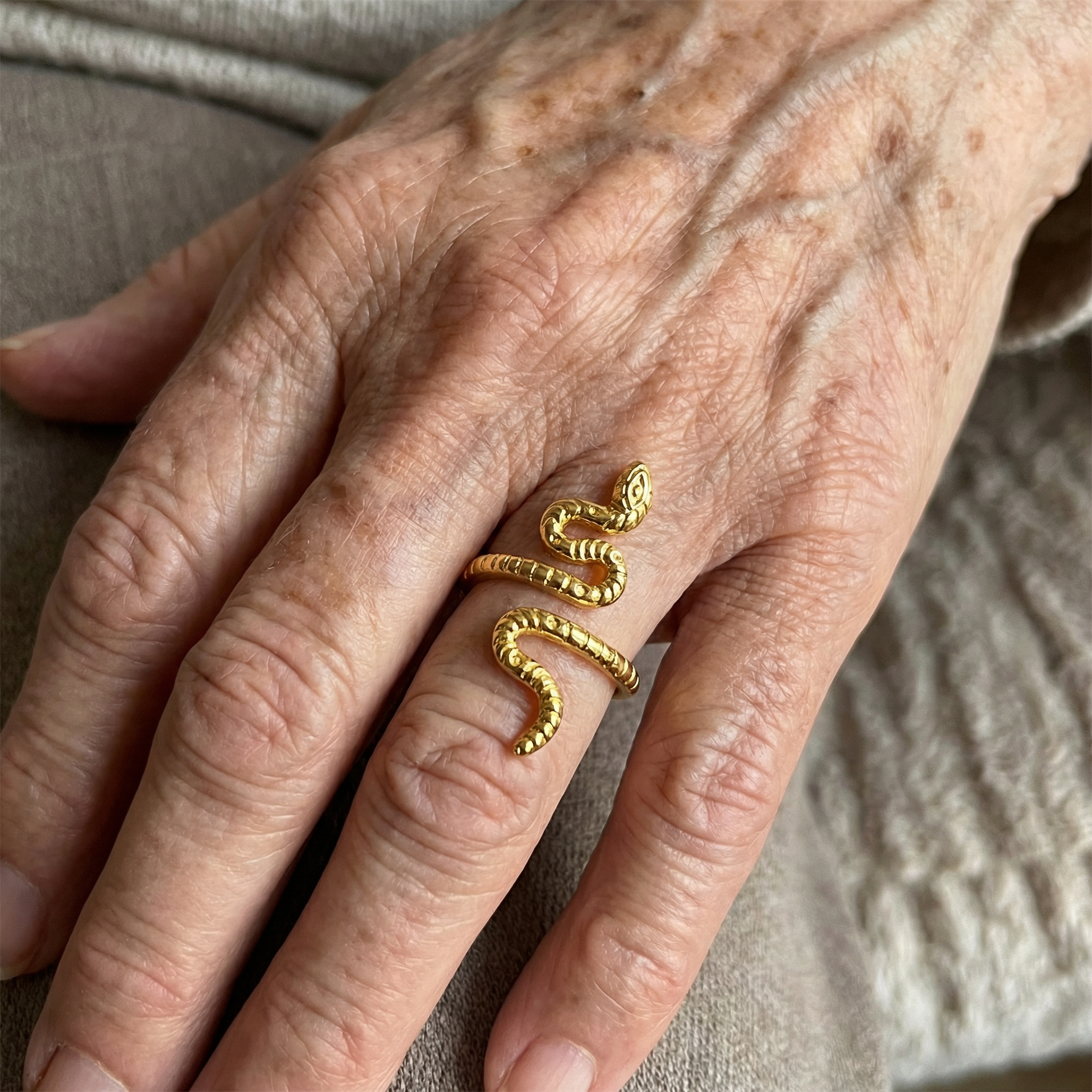 Yrsa – Forza Serena